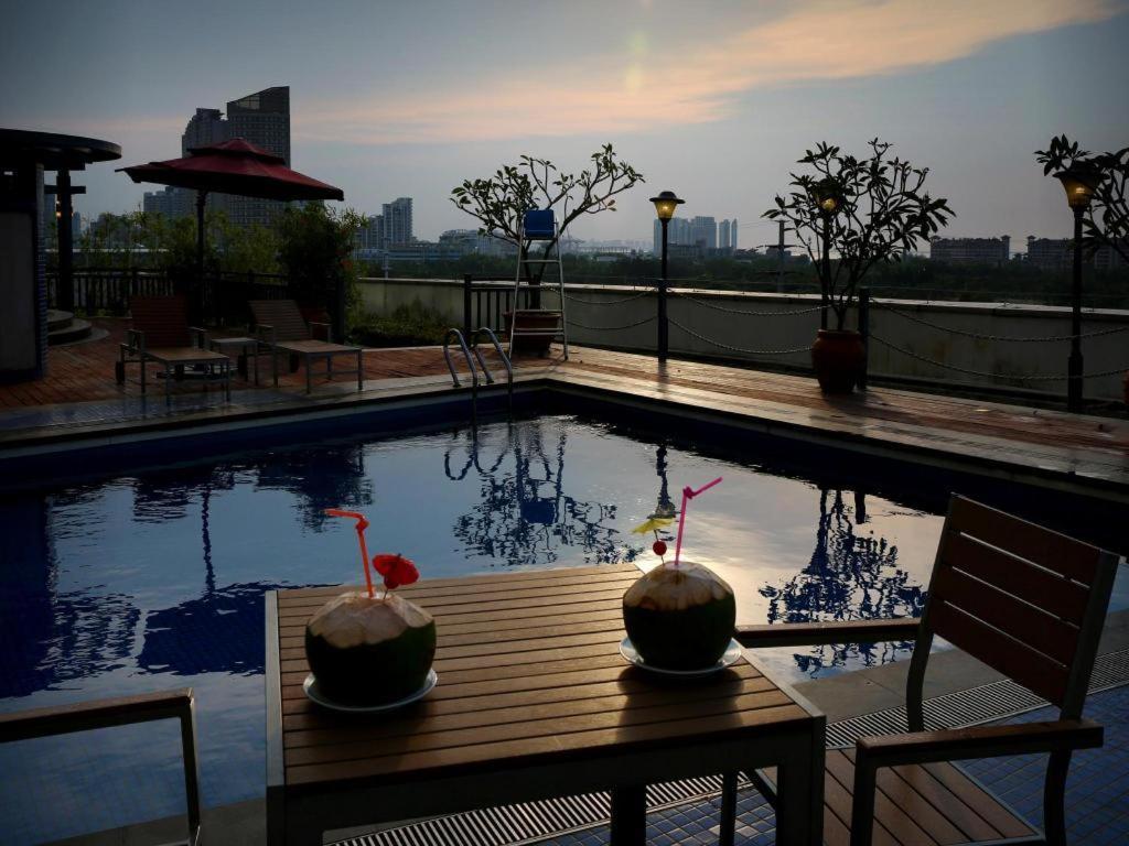 Baohua Harbour View Hotel Haikou  Exterior foto